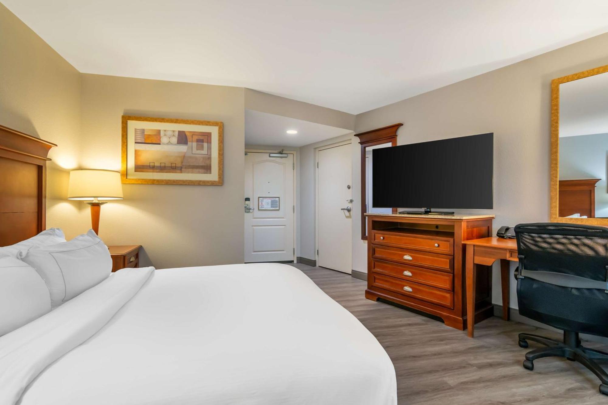 Doubletree By Hilton Jefferson City Exterior photo